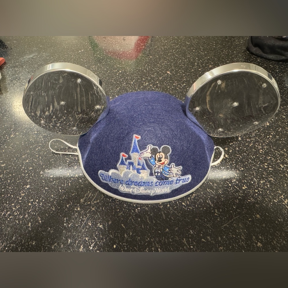 Disney where dream come true light up hat NWOT